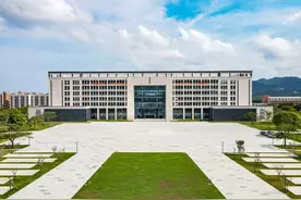 百万级年薪+安家费！广东海洋大学阳江校区发出招贤令图片