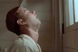 “我女儿，11岁，尿不出来！医生：她处女膜有问题！”图片