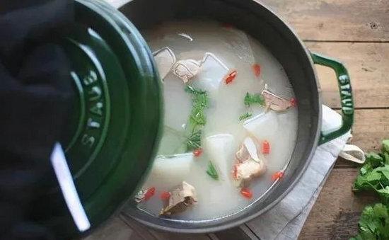 无论炖什么肉，牢记这2句口诀，很多人不懂，难怪肉老汤不鲜