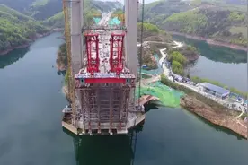 “超级混凝土”破解世界难题！鄂产新材料打破大桥桥面“坏了修、修了坏”怪圈图片