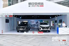 封车讯｜为保持头部优势，10万级的SUV都内卷到540°全景影像、自动泊车了图片