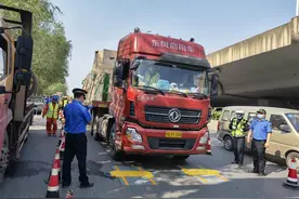 武汉三环线30座桥梁变“聪明了”：安装智能称重系统，助力武汉首次精准治超行动图片