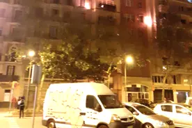 巴塞罗那一酒吧爆炸，一名中国公民在火灾中受伤！总领馆回应图片