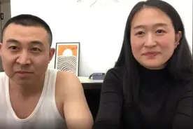 一女子竟这样成功解锁了老公手机！网友评论亮了图片