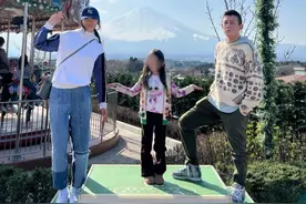 陈冠希穿搭帅照泄老态 网叹「很帅但也要保养」…近况引热议图片