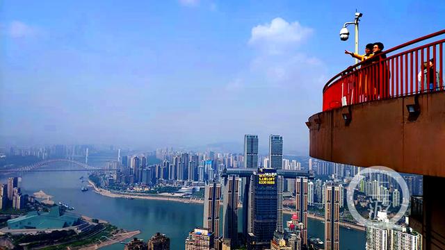 摄影师 吕忠民 