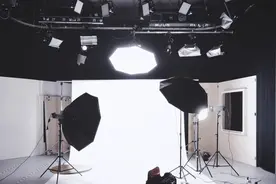 成交额缩水10倍，带货主播的失败“跳槽”图片