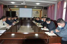 湖北竹山：县委巡察组莅临县第二中学开展领导班子集体廉政谈话图片
