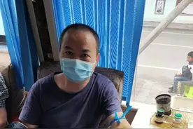 46岁志愿者夏春华的“熊猫血”献血记：15年参与献血16次，希望能一直献血到60岁图片