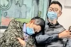 今日主角｜借你个肩膀，依靠一下图片