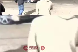 美国加州超百人堵路飙车炫技，还有车手与到场警方展开追逐图片