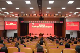 河北政法职业学院深入开展习近平法治思想宣传教育图片