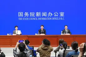 “支棱起来”，别让“躺平”误了实现个体价值的时机 | 快评图片