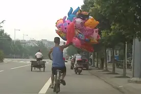 谭乔牵挂的“气球哥”唱起《孤勇者》，这次网友们为何不买账图片