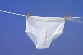 内裤上为什么总有分泌物？用热水洗就能杀菌？很多人都不知道…图片