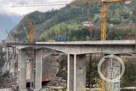 128公里、63座桥梁、19座隧道……揭秘重庆在建最难高速公路的建设“密码”图片