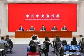 全国人大常委会备案审查推动解决“超生即辞退”等问题 十年来督促修改、废止规范性文件2万余件图片
