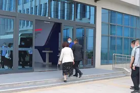 东营空港产业园赴新材料产业园开展对标学习活动图片