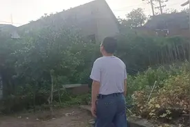 一场14年前除名风波引发“后遗症”：满60岁申办养老金，每月要少八九百？官方回应图片