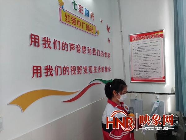 �¾��Ͷ��� �Ͷ�����١���פ�����е�ʮ��Сѧ��չ����һ �Ͷ���������ϵ�л