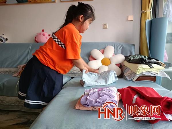 �¾��Ͷ��� �Ͷ�����١���פ�����е�ʮ��Сѧ��չ����һ �Ͷ���������ϵ�л