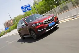 不止惊人的空间表现，试驾2022款 BMW X1图片