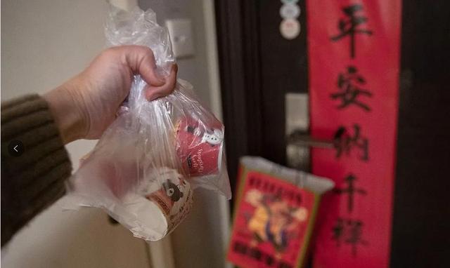 封控近一个月，一名上海浦西居民眼中的“战疫”
