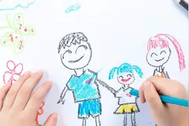 孩子手抄报，家长也开“卷”! 资深班主任提醒：鼓励和放手才是最好的助力图片