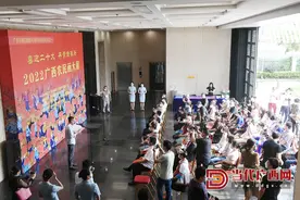 广西农民画大展 绘出生活新面貌图片