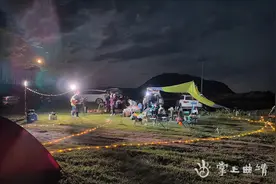 五一哪里去？沾益海峰湿地帐篷里数星星图片