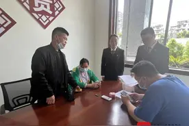 餐饮店上班七天受伤，赔偿款一个月到账图片