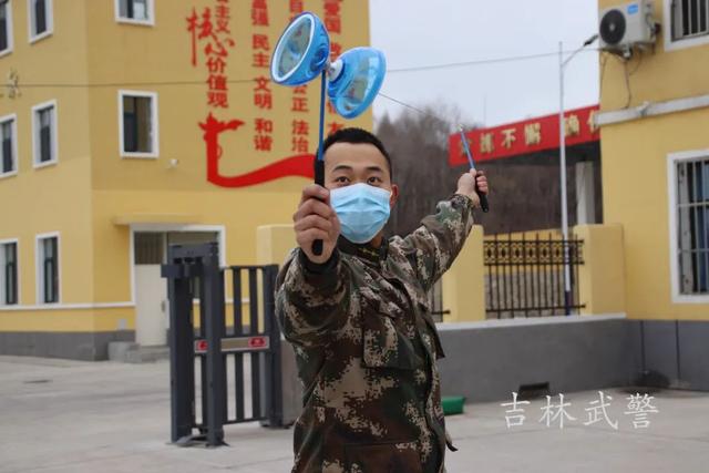 ���조��һ������Ӫ�Ļ�����ʷ׳�