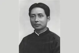 百年正青春·我读｜毛泽东《沁园春·长沙》图片