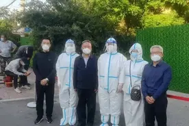 济南市民政局领导班子成员督导慰问下沉社区干部职工图片
