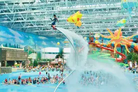 游天下｜成都融创水世界五一迎客流高峰 欢乐田园推出“音乐露营节”图片