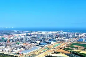 决战 | 中石油在建最大炼化一体化项目全力冲刺图片