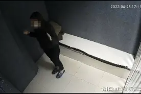 女嫌疑人派出所里不忘跳“本草纲目”！民警：如此爱美，更该遵纪守法图片