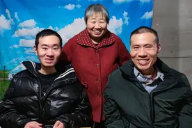 俩渐冻症儿妈妈成为美食博主，厨房之外的人间“至味”图片