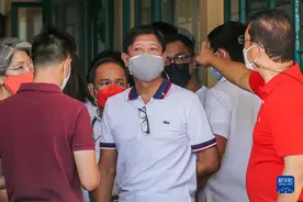 赢得菲总统选举 小马科斯执政面临三重挑战图片