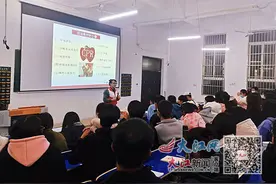 大学生现教科书式“生死营救”图片