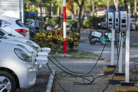 充电设施谁来建设？如何运营？成都出新规了图片