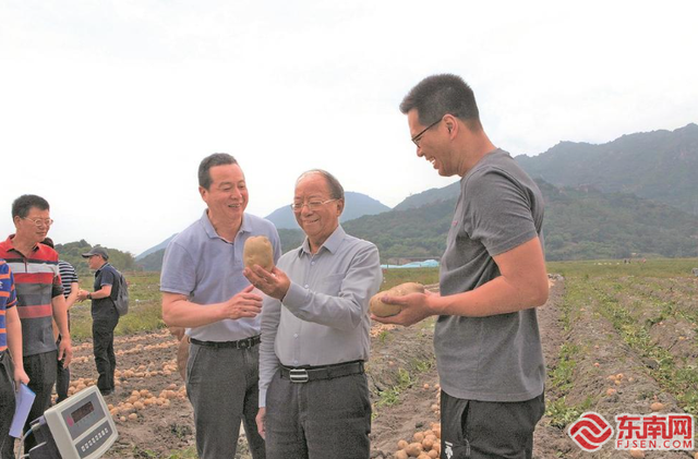 椹搩钖偛绉嶇殑绂忓缓鎺㈢储