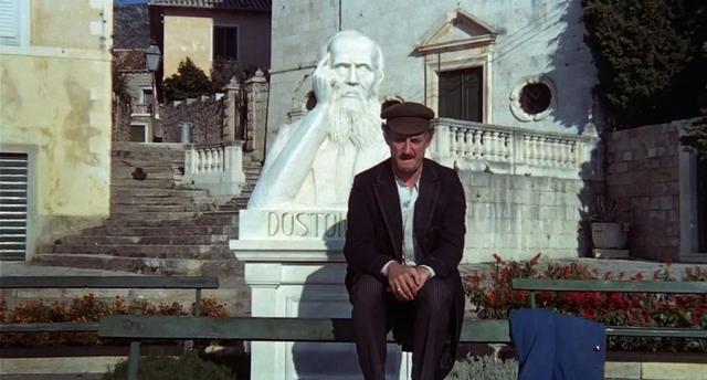 点进来感受血压升高：为什么所有网络流行语的尽头都是阴阳怪气？