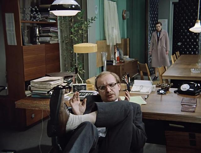 点进来感受血压升高：为什么所有网络流行语的尽头都是阴阳怪气？