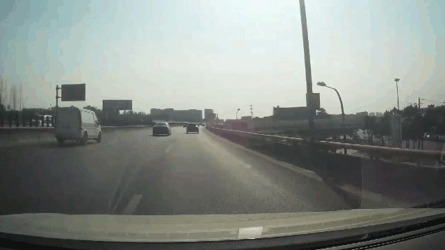 120码高速追逐！丈夫斗气别车，致妻子死亡，为何大家觉得判得不够重？图片