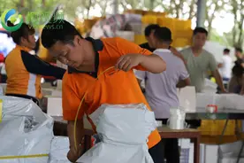 椰视频 | 邮政助力海南新鲜荔枝“极速”送达全国图片