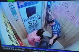 广东一小区载4人电梯被传突然下降，电梯公司：未坠落，系平层感应器插头未插牢，在试运行图片