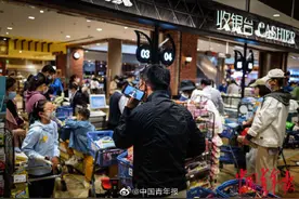 探访客流突增的北京商超 官方通报：物资充足、无需囤货图片