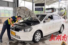 花垣：车辆年检价格下降 降费不降服务图片