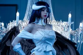 俄正妹《Overlord》雅儿贝德COS：火辣的纯白恶魔图片
